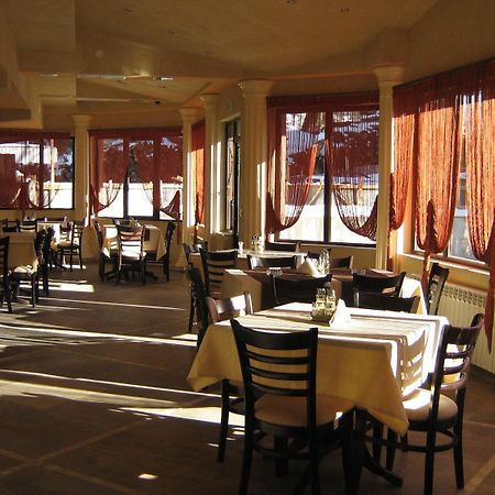 Family Hotel Yola Csepelare Kültér fotó