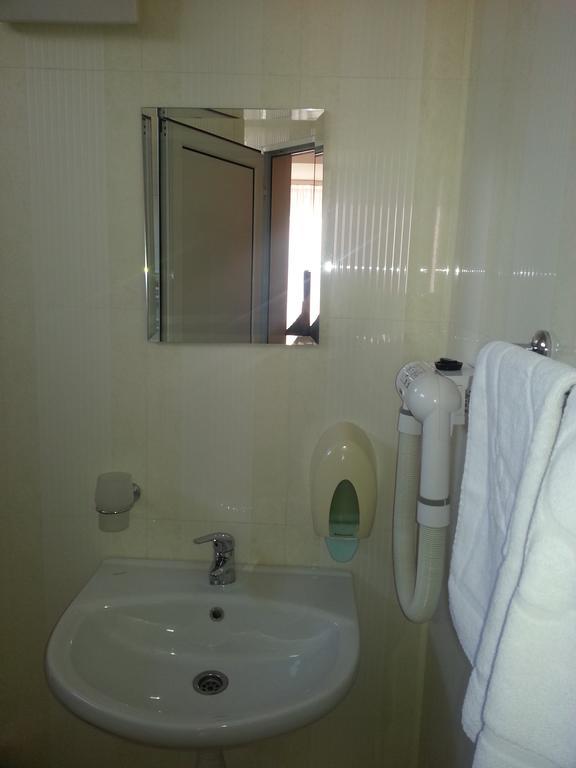Family Hotel Yola Csepelare Szoba fotó