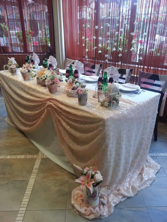 Family Hotel Yola Csepelare Kültér fotó