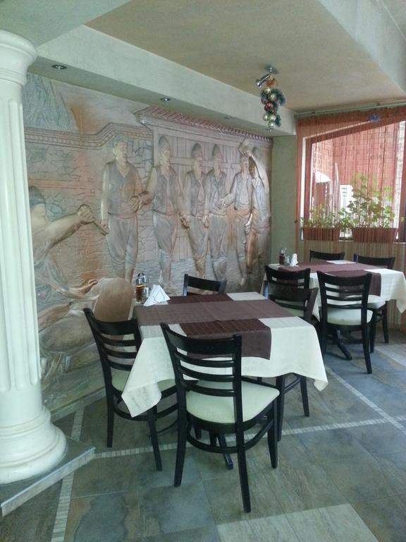Family Hotel Yola Csepelare Kültér fotó