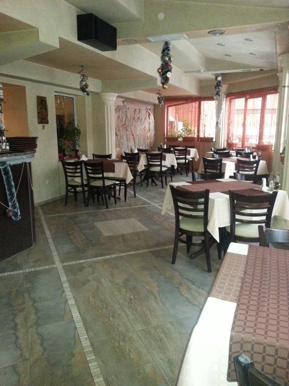 Family Hotel Yola Csepelare Kültér fotó