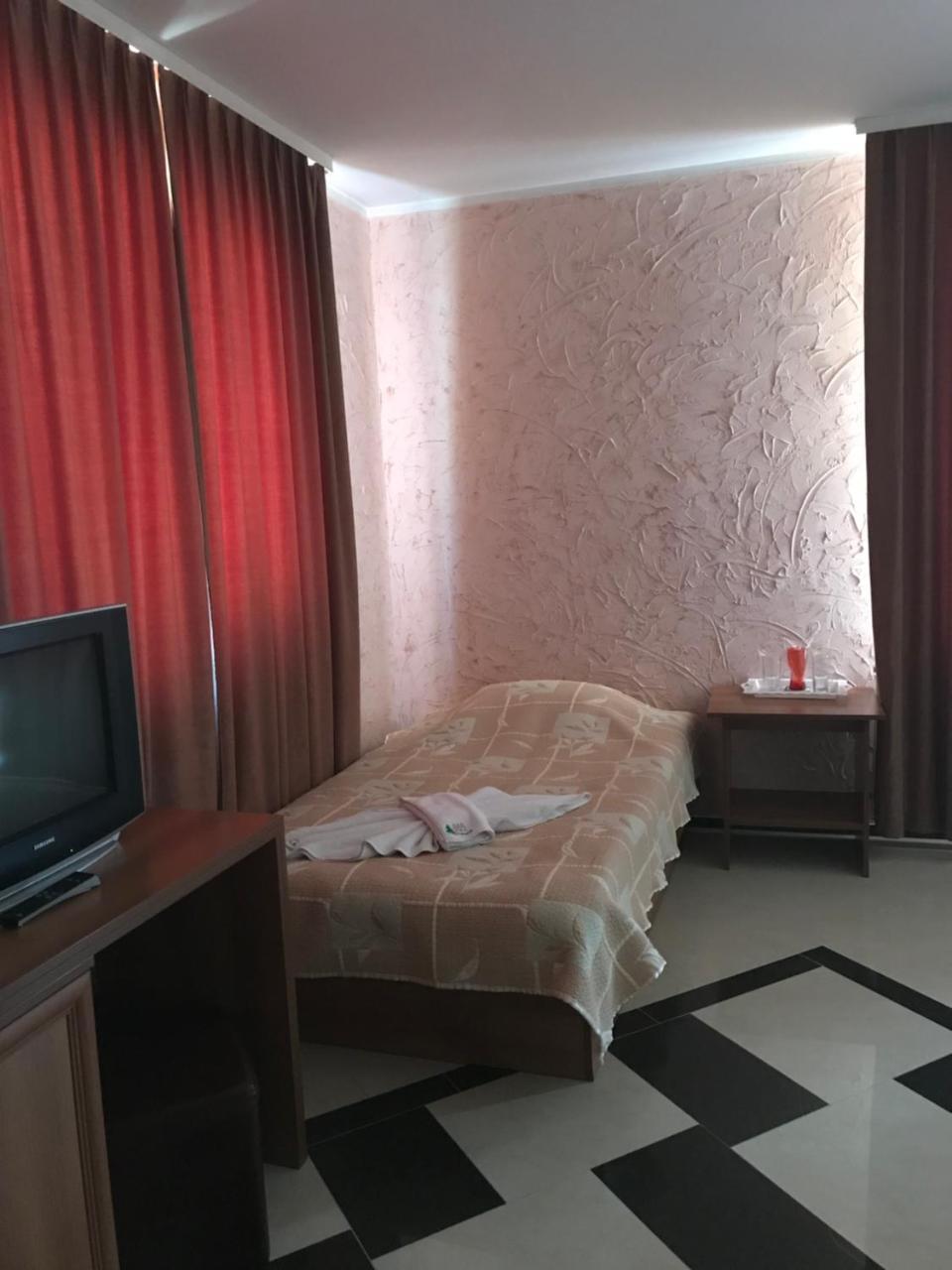 Family Hotel Yola Csepelare Kültér fotó